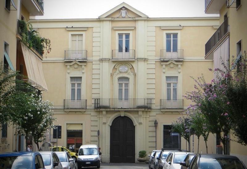 Vanvitelli Apartments Caserte Extérieur photo